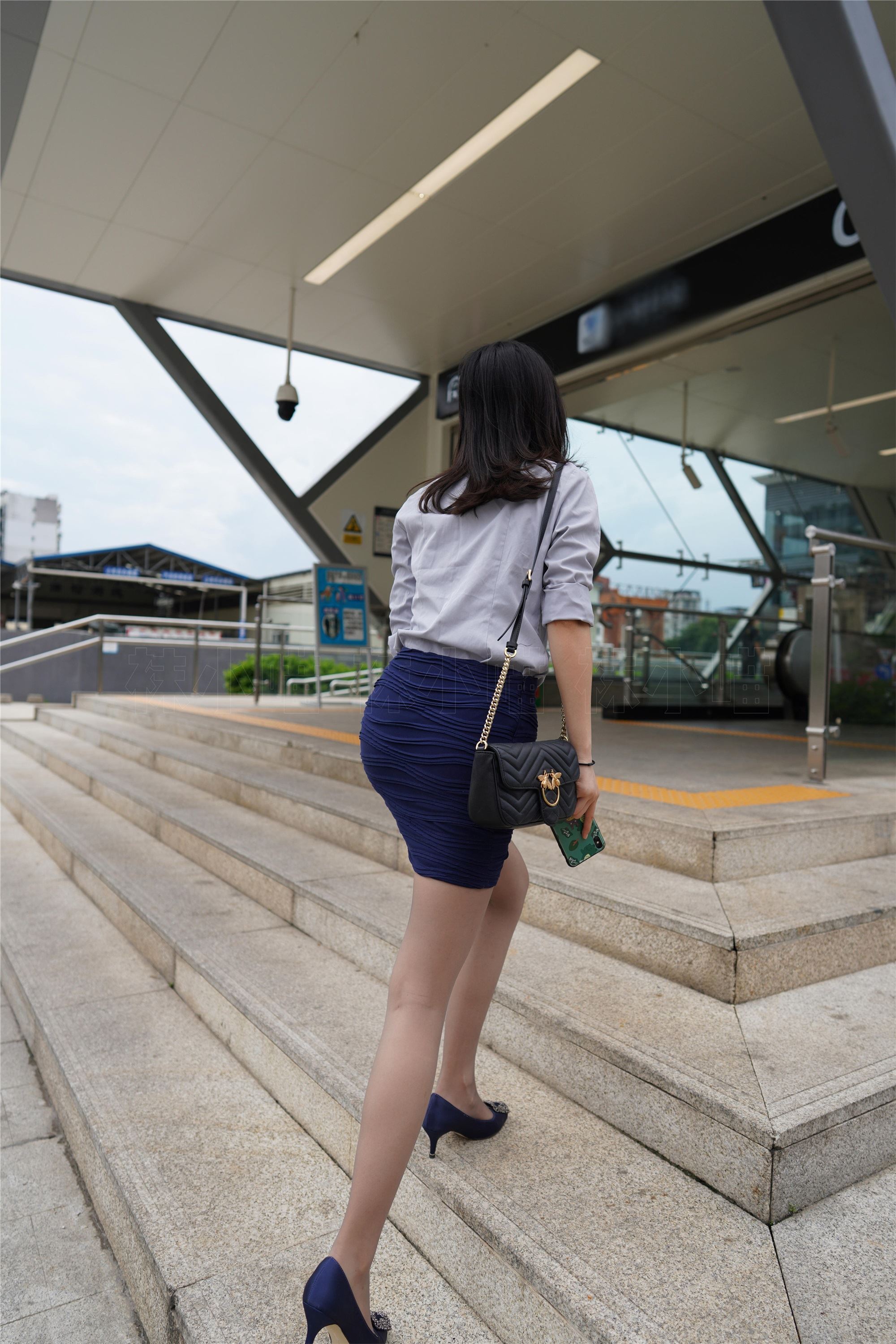 KittyWawa袜小喵  KT187《地铁偶遇》